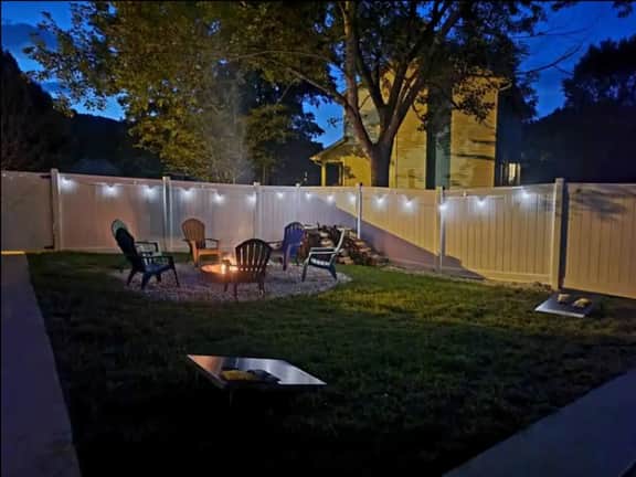 Private Retreat • 2 Hot Tubs • Pool •15 min toAVL